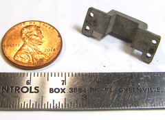 Unknown Brand Die Cast HO Scale Model RR Locomotive Part RU4