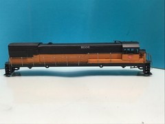 ATHEARN HO SCALE U28C LOCOMOTIVE SHELL WITH METAL HANDRAILS MILWAUKEE ROAD 8006