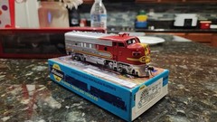 ATHEARN ROUNDHOUSE HO SCALE F7A LOCOMOTIVE SANTA FE #41 DC/Silent (Read Desc)