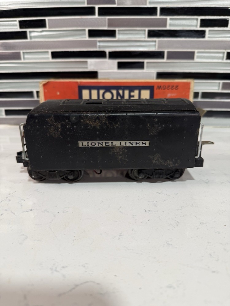 Vintage Prewar Lionel 2225W Whistle Tender O Gauge Train w Original Box