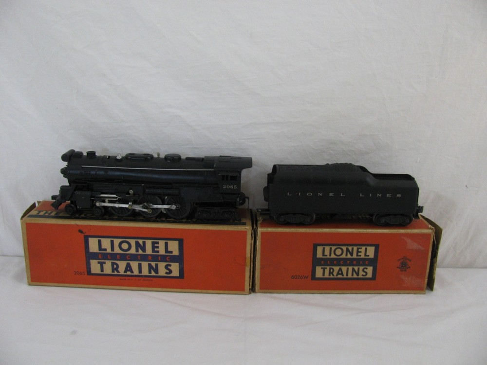 1954-56 Lionel Trains O gauge 2065 Hudson 4-6-4 Steam Locomotive 6026W Tender