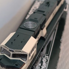 HO KATO 37-6382 EMD SD70MAC CAB HEADLIGHT BURLINGTON NORTHERN BN #9615 EXECUTIVE