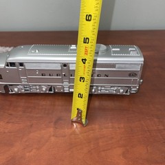 KMT Kusan Auburn Train 2716 ALCO DIESEL LOCOMOTIVE BURLINGTON SHELL No Motor