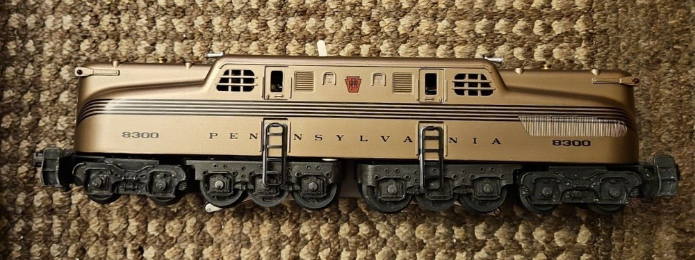 Lionel Mint Series Diesel Locomotive, 9 Mint Series Cars and Caboose hardly used
