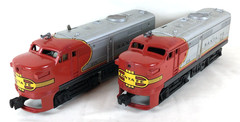 Lionel No. 218 Santa Fe Alco “A-A” Diesel Locomotive, Silver/Red