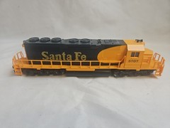 HO AHM Santa Fe ATSF 5707 SD40 Diesel Locomotive TESTED #ZZ