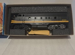 Athearn #3273 Northern Pacific #6008A F7A Super Power Diesel Locomotive HO 1:87