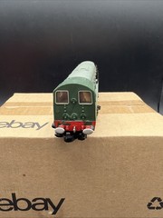 Hornby Dublo 2230 dublo Class 20 D8017 in BR green OO Gauge READ