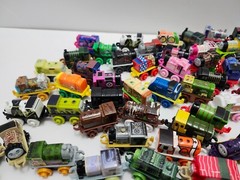 THOMAS THE TRAIN TANK ENGINE & FRIENDS 2″ MINI TRAIN LOT 105 MATTEL GULLANE RARE