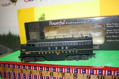 NIB HO Scale* MRC 7A Platinum Series Pennsylvania Diesel Locomotive #9814