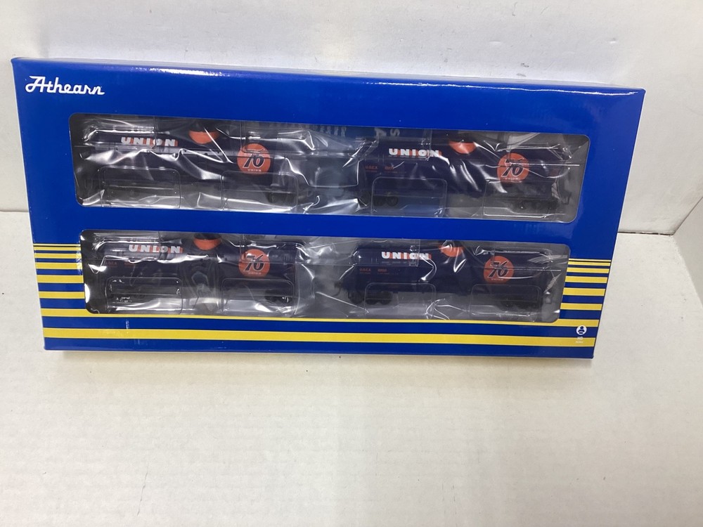 Athearn #3373 HO scale “Union Oil” single dome tank car 4 pack