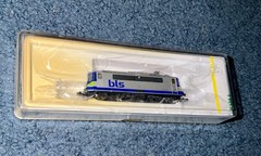 Minitrix Trix N E-Lok Re 420 BLS Ep. V Locomotive / #12781