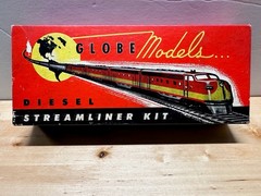 Vintage Globe Models HO Scale EMD F7 Diesel Streamliner Kit Silver B89 Boxed