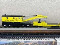 CHICAGO & NORTH WESTERN / 200 ton ROTATING HD WRECK CRANE w/TENDER HO SCALE NEW