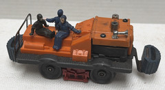 LIONEL POSTWAR O-GAUGE 50 GANG CAR, RUNS GREAT #1