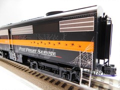 LIONEL HALLOWEEN LEGACY FB-2 PWD DIESEL LOCOMOTIVE #1030B O GAUGE 2333108 NEW