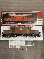 + LGB G Scale 2040 RhB #413 Crocodile Electric Locomotive LNIB