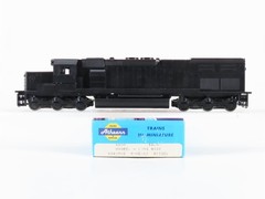 HO Scale Athearn 4500 Undecorated SD40T-2 Diesel Locomotive