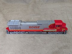 Athearn 4940 BNSF Red & Silver C44-9W Power No. 701