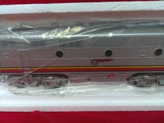 LIONEL 6-24532 F3 B NON-POWERED SANTA FE