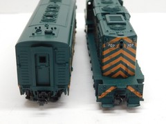Athearn HO Western Pacific 2205 F7A/GP9 Diesel Locomotive Set-1 Powered/1 Dummy