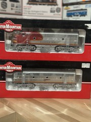 Inter Mountain Ho F3A & F3B Santa Fe Warbonnet DCC Sound #21 Lightly Used