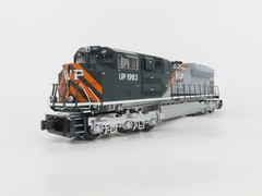 O Gauge 3-Rail MTH 20-2775-1 UP WP Heritage EMD SD70ACe Diesel #1983 w/ Sound