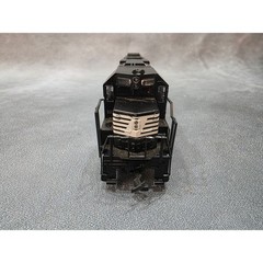 Norfolk Southern 5280 Diesel Locomotive Model Train Black White NS Livery