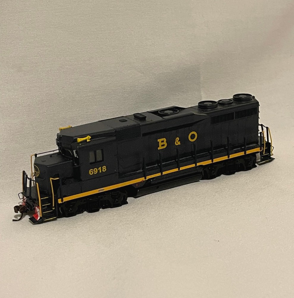 Bachmann EMD GP30 w/DCC — Baltimore & Ohio #6918