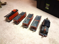 LIONEL STANDARD COAL TRAIN black 318E 516 516 516 and red/black Caboose 50/50