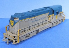 HO Scale Powered Delaware & Hudson ALCO RS-11 Diesel Engine 5005