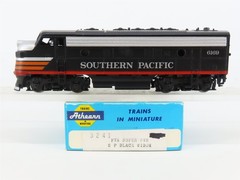 HO Scale Athearn 3241 SP Southern Pacific “Black Widow” EMD F7A Diesel #6169