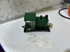 HO DCC Greenbrier engine Green in color No box