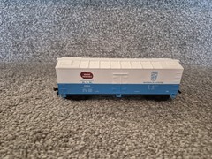 Mix Set of Atlas HO Model Railroad Engine and cars
