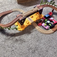 GeoTrax T2750 Toy Story 3 Exploding Bridge