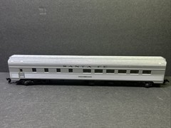 Model Power HO Scale Budd Passenger Dining Car 8862 Santa Fe Railroad Train Car