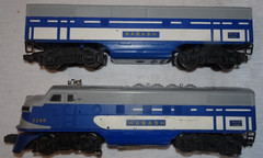POSTWAR LIONEL 2240 WABASH, AB, F3 DIESEL LOCOMOTIVE SET, C-7 EX, RUNS FINE