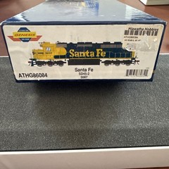Genesis Santa Fe SD45-2 5687 Diesel Locomotive HO Yellow/Black ATHG86084 – NIB