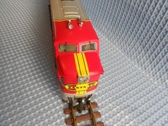 Aristo-Craft 2010 G Scale Santa Fe Alco FA-1 Diesel Locomotive Warbonnet G Scale