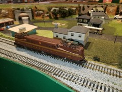HO Scale, AHM GG1; #4873; 5 stripe tuscan red