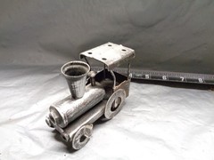 Meatal Tin Craft Locomotive Steamer Train – 4″ Long – 1.5″ Wide – 3″ High