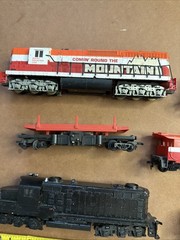 TYCO Ho Gauge Rocky Line Comin’ Round The Mountain Hong Kong Mantua Lot Train