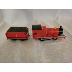 Thomas & Friends James the Red Engine Motorized Train HiT Toy Company 2007 No. 5
