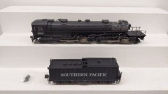 Lionel 6-38071 O Gauge SP 4-8-8-2 AC-12 Steam Locomotive & Tender with TMCC EX