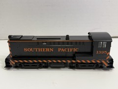 HO Scale Stewart Hobbies Ajin Southern Pacific Baldwin DS-4-4-1000 #1395