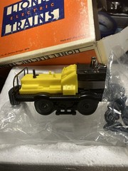 Modern Lionel 6-18417 Motorized Operating Gang Car Serviced & tested