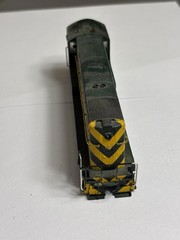 HO Walthers Chicago & North Western Railroad Fairbanks Morse FM H10-44 Shell