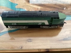 Tyco 415 Burlington Northern Green/White Locomotive HO Scale