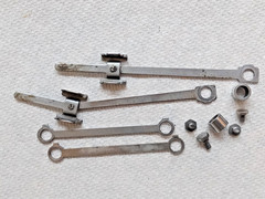 ORIGINAL PREWAR LIONEL TRAIN STEAM ENGINE 249E SET SIDE DRIVE RODS W/ FASTENERS