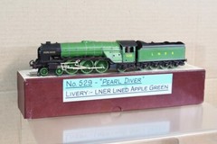 DJH KIT BUILT LNER APPLE GREEN 2-6-4 CLASS A2 LOCOMOTIVE 529 PEARL DIVER ol